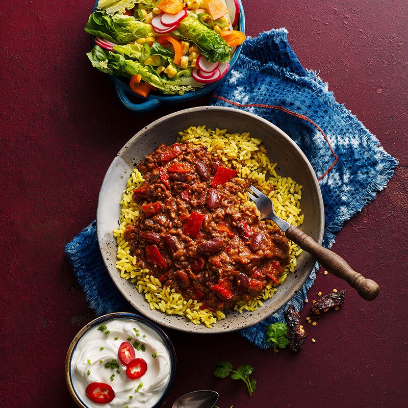 Chilli con carne and rice