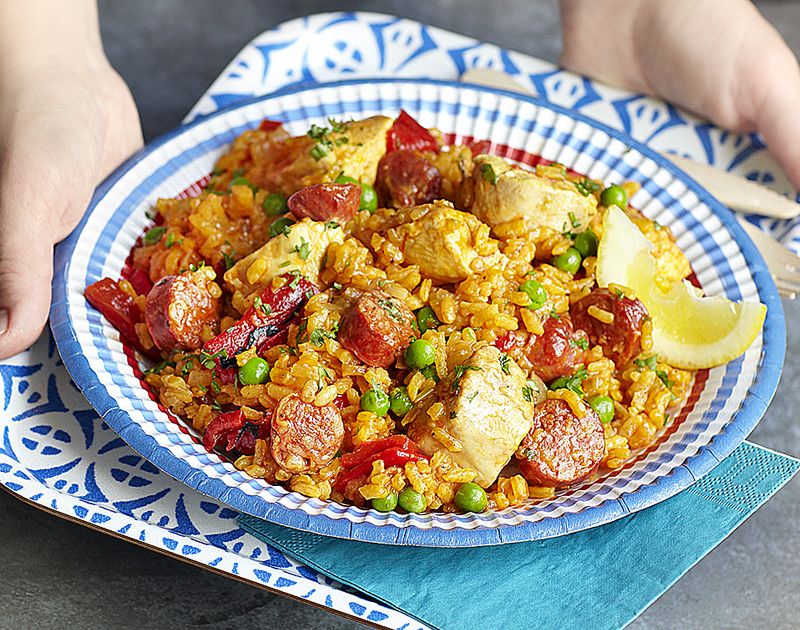 Healthy Paella Recipe - Chicken & Chorizo | Slimming World