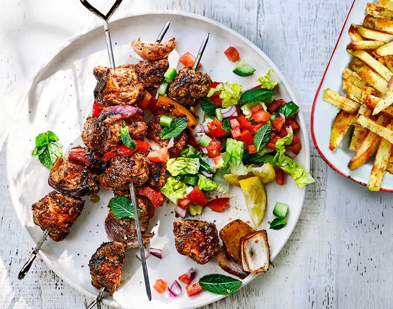 Spiced lamb skewers | Slimming World
