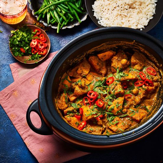 Slow cooker curry with sweet potato and coconut