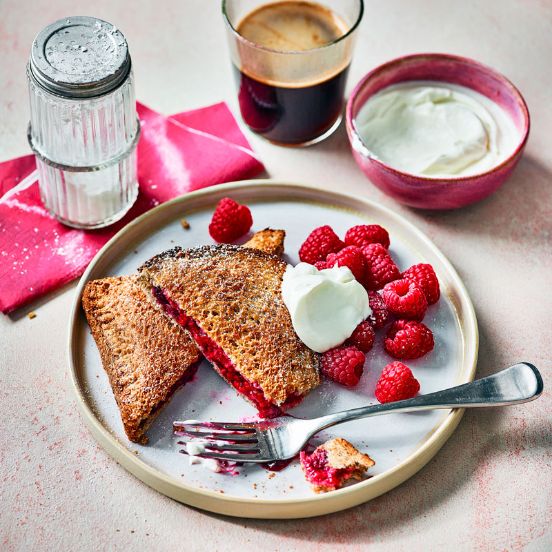 Air fryer berry pop tart