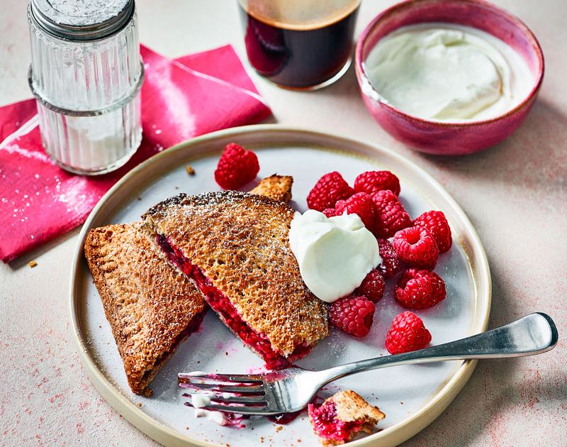 Air fryer berry pop tart Slimming World