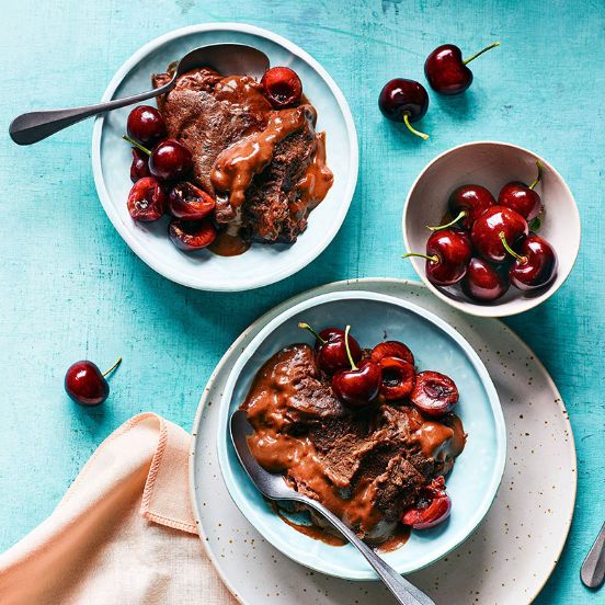 Self-saucing chocolate pudding