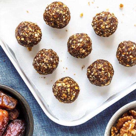 Coffee and walnut balls