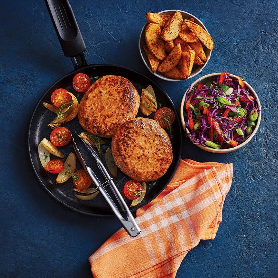 Barbecue pork burgers