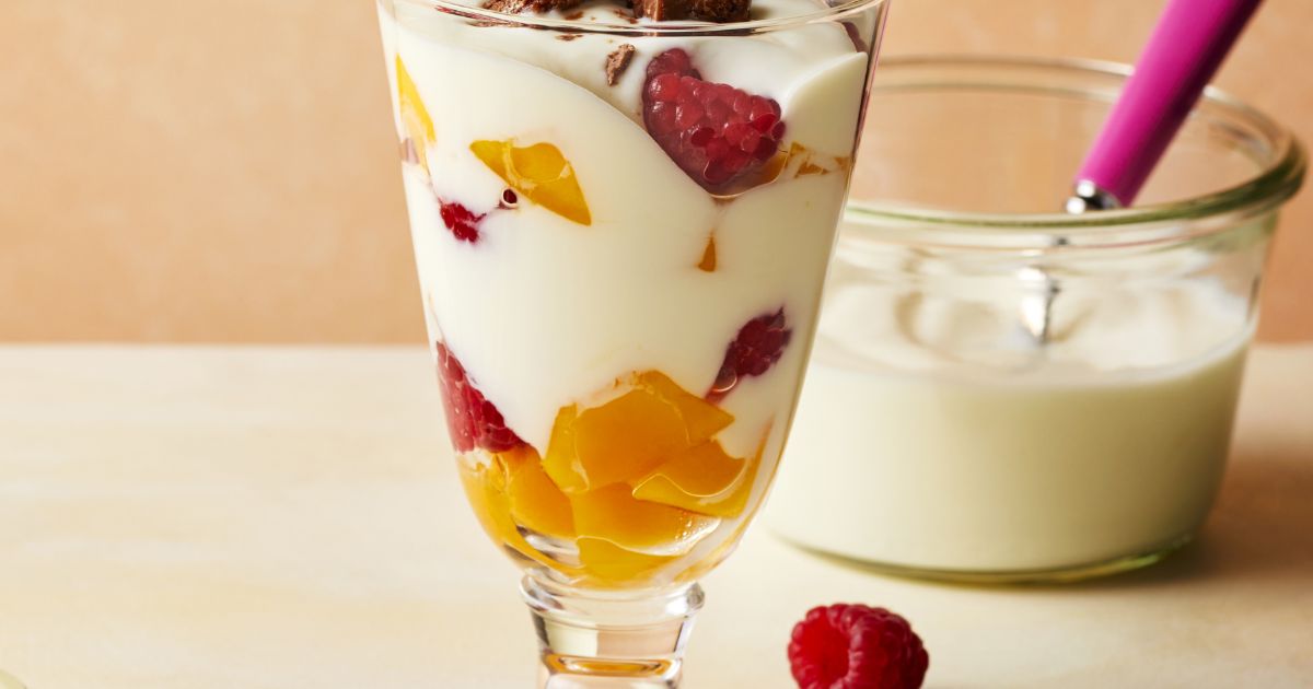 Choc Orange Hi-fi and fruit brekkie pots | Slimming World