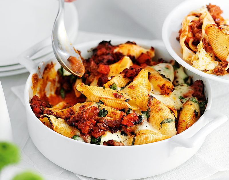Beef ragù pasta bake | Slimming World