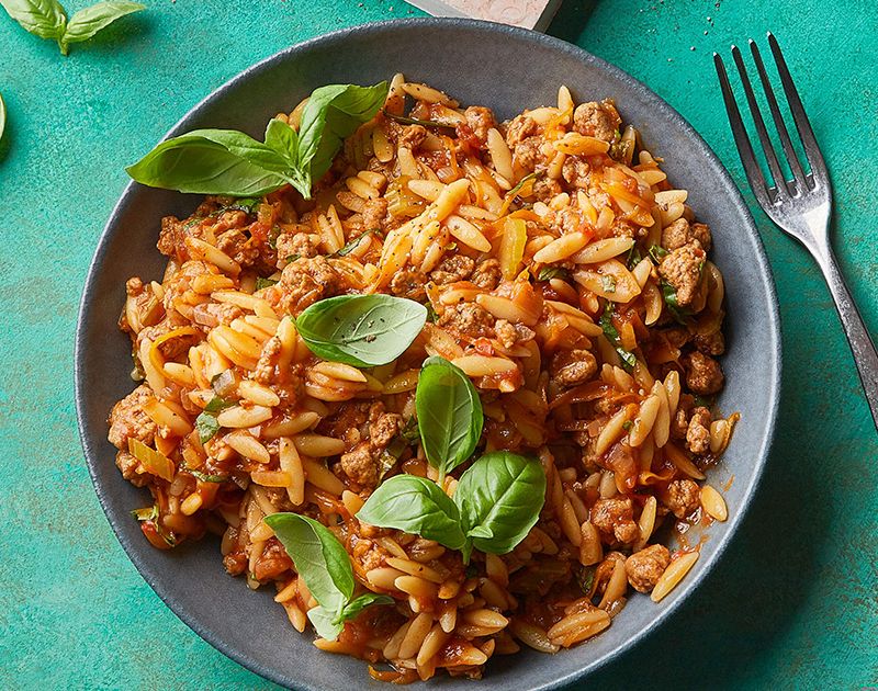 Chiroyli kokrak va eshak bilan porno