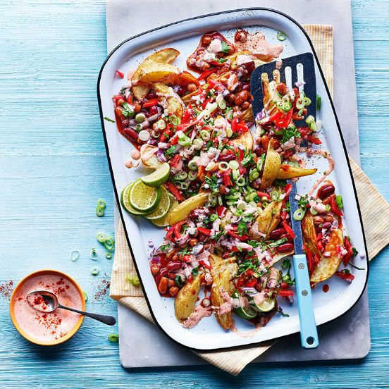 Vegan dirty chilli wedges