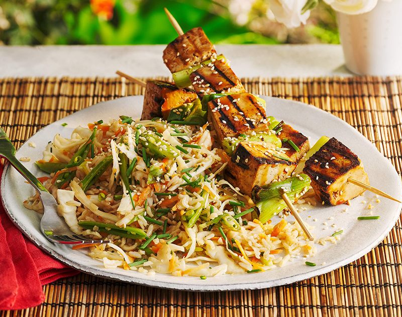 Teriyaki tofu skewers with crunchy rice salad | Slimming World