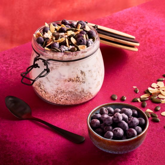 Fruit and nut oats
