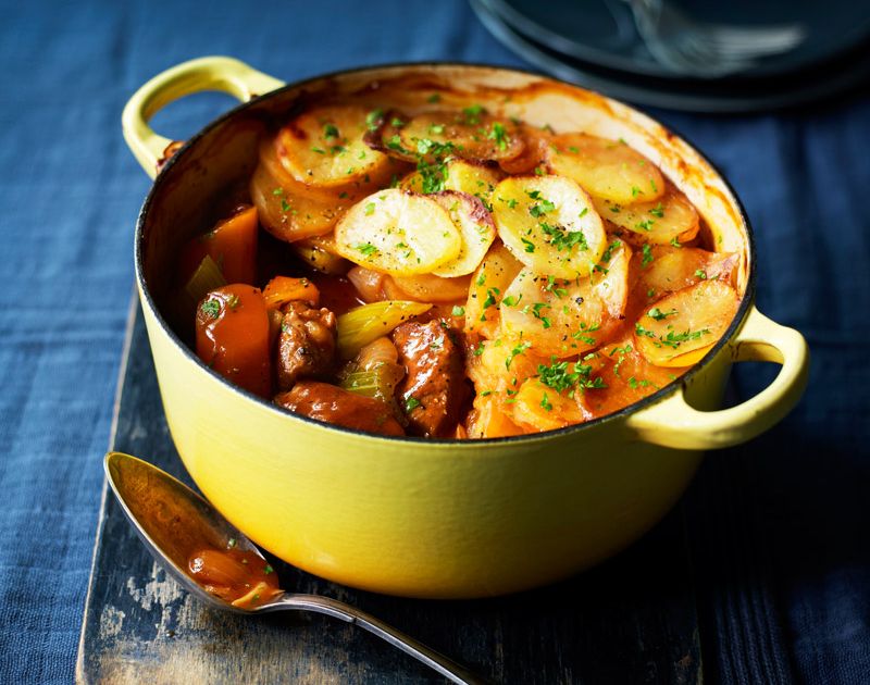 Lamb casserole recipe – Slimming World Lancashire hotpot | Slimming World